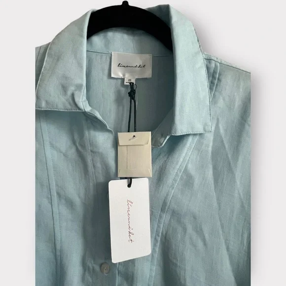 NWT Line & Dot Light Blue Button Up Tie Blouse SIZE XS - Picture 4 of 11